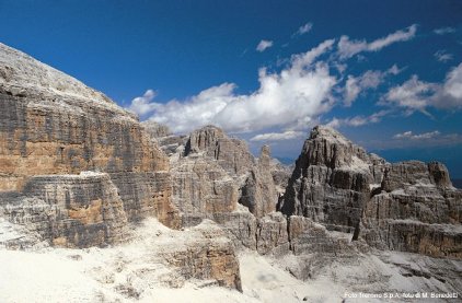 Il Bene Dolomiti UNESCO appartiene a tutti: a chi sulle Dolomiti ci  nato, ma anche a chi le frequenta come meta di vacanza o le studia nelle loro diverse caratteristiche.